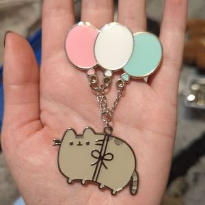 Pusheen enamel pin